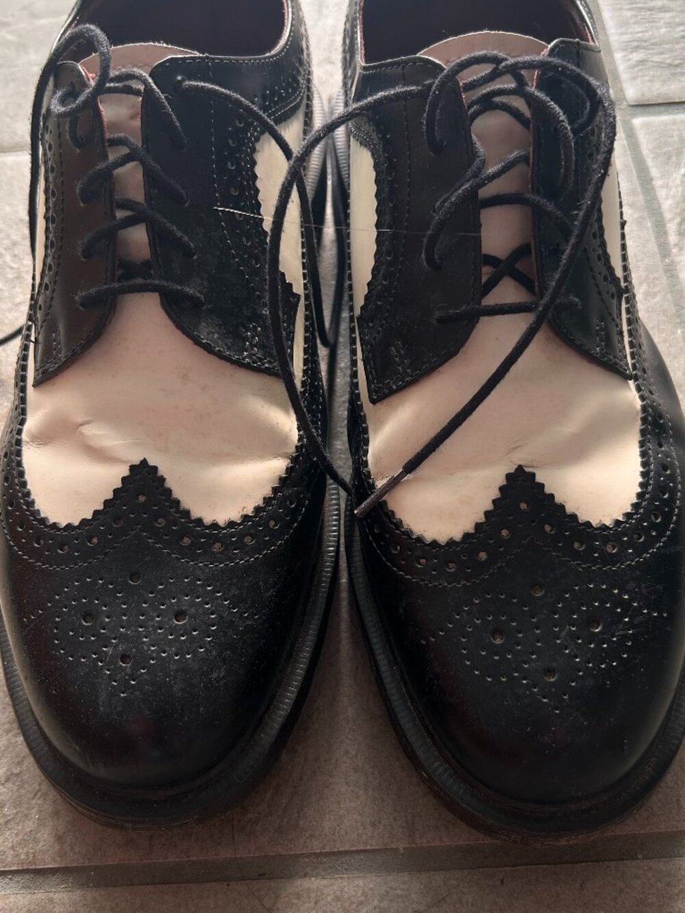 Black and White Spectator Docs